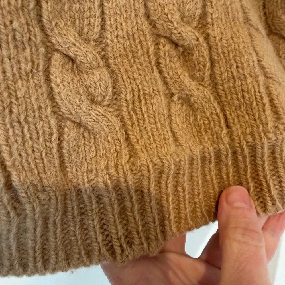 Vintage GAP V-Neck Cable Knit Sweater Wool Pullover Chunky / xlarge